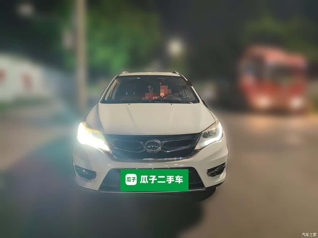 BYD S7, 2015 3