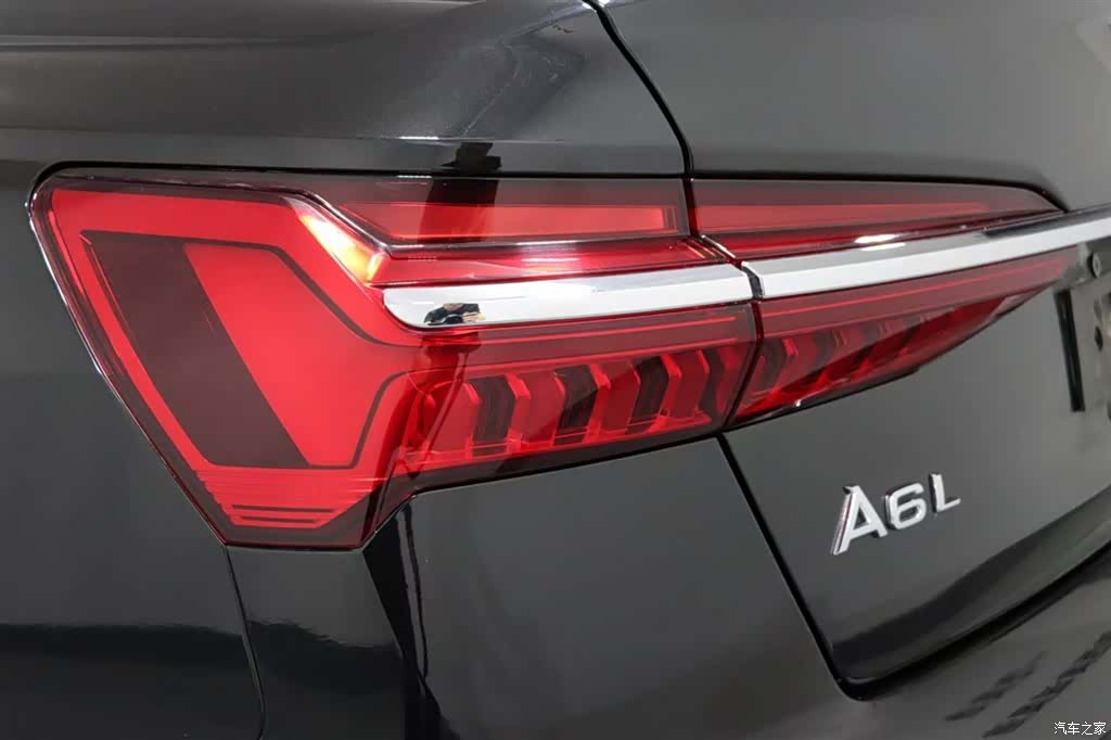 Audi A6L, 2022 14