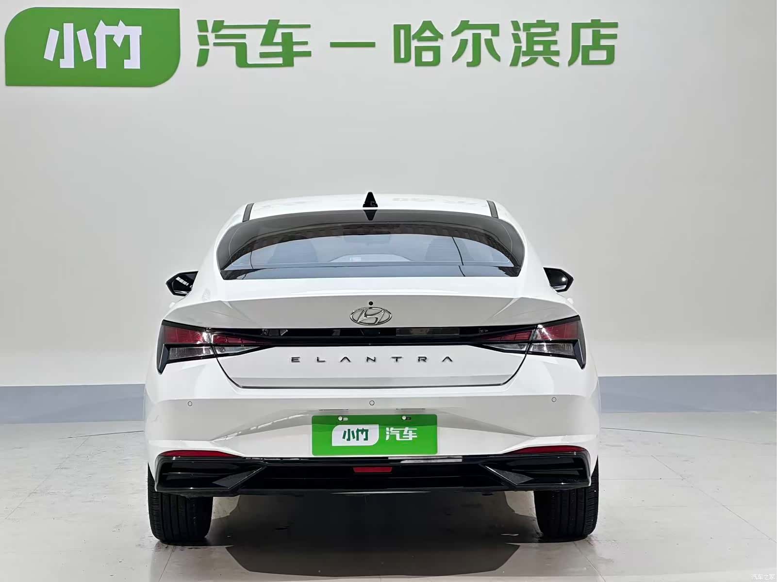 Hyundai Elantra, 2022 все фото