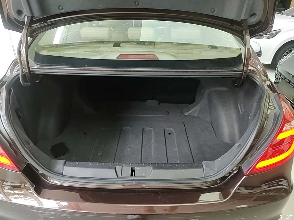 Geely Emgrand, 2017 19