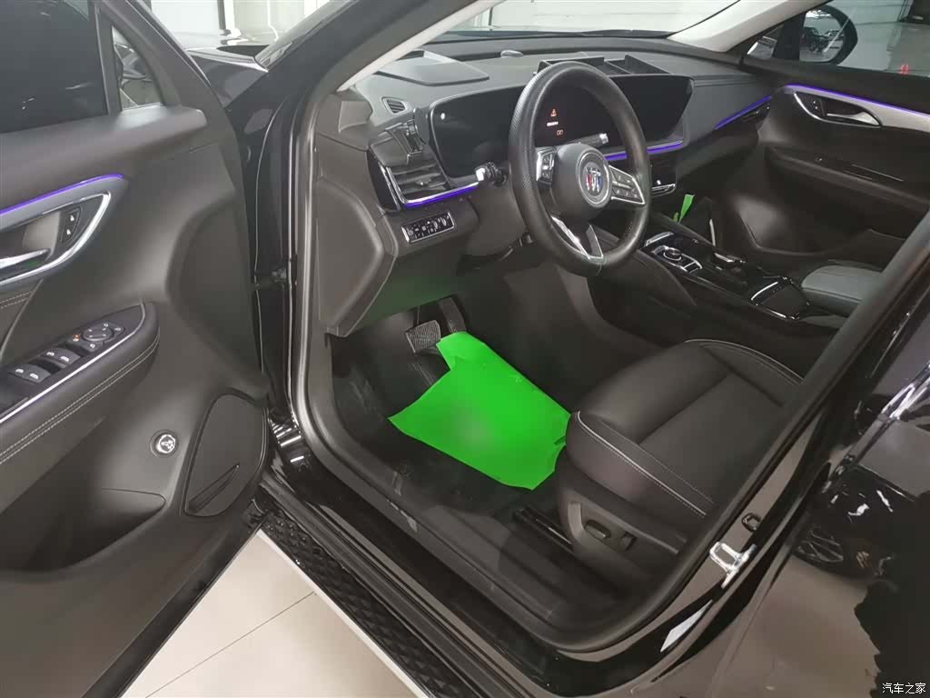 Buick Envision Plus, 2025 12