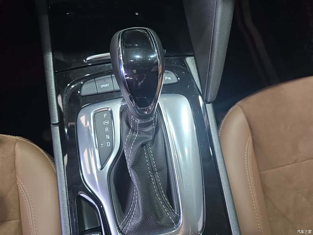Buick Regal, 2020 10