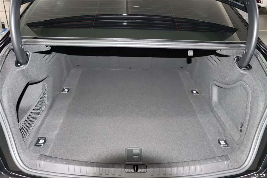 Audi A6L, 2022 17