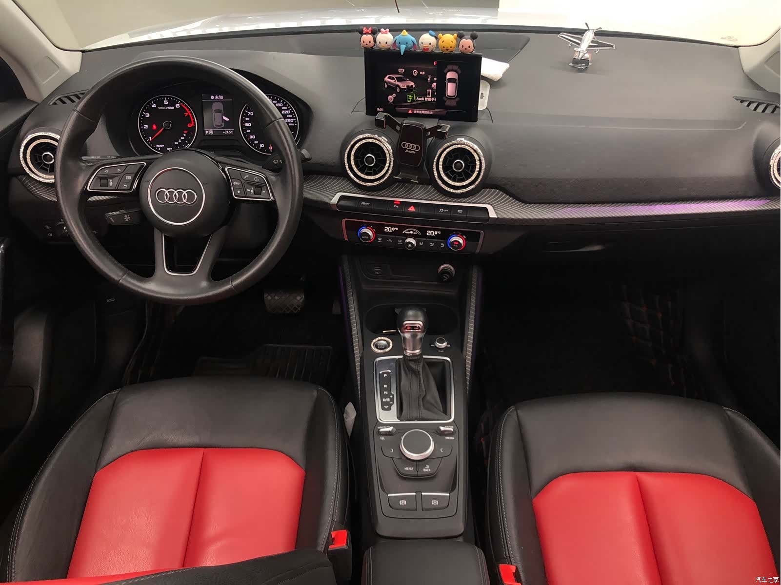 Audi Q2L, 2021 12