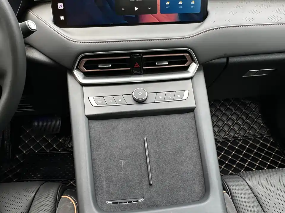 Weipai Latte DHT-PHEV