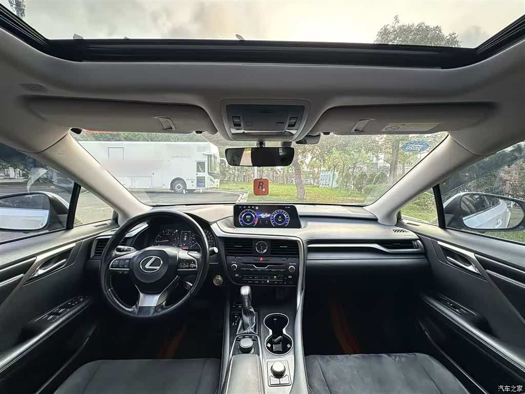Lexus RX, 2018 14
