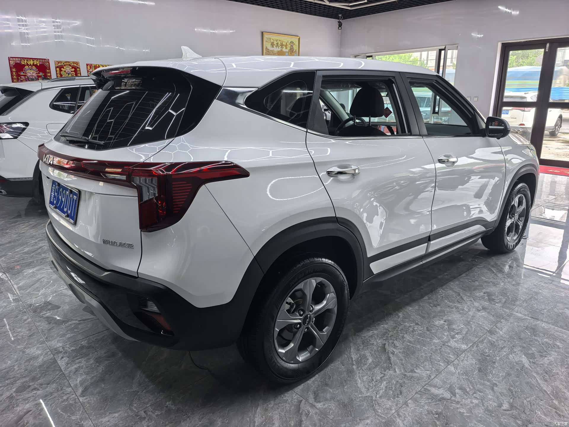 Kia Seltos, 2023 все фото