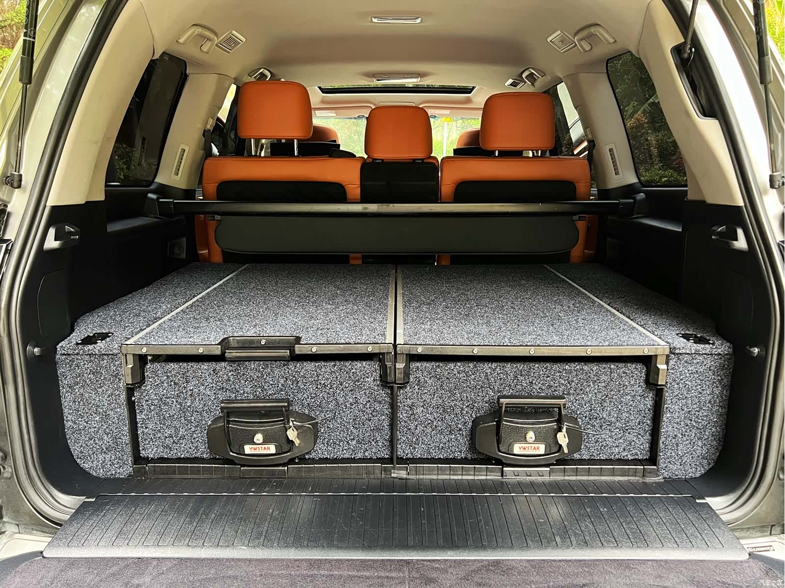 Lexus LX, 2017 14