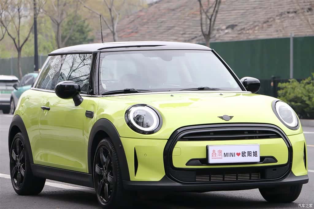 Mini Cooper, 2023 3