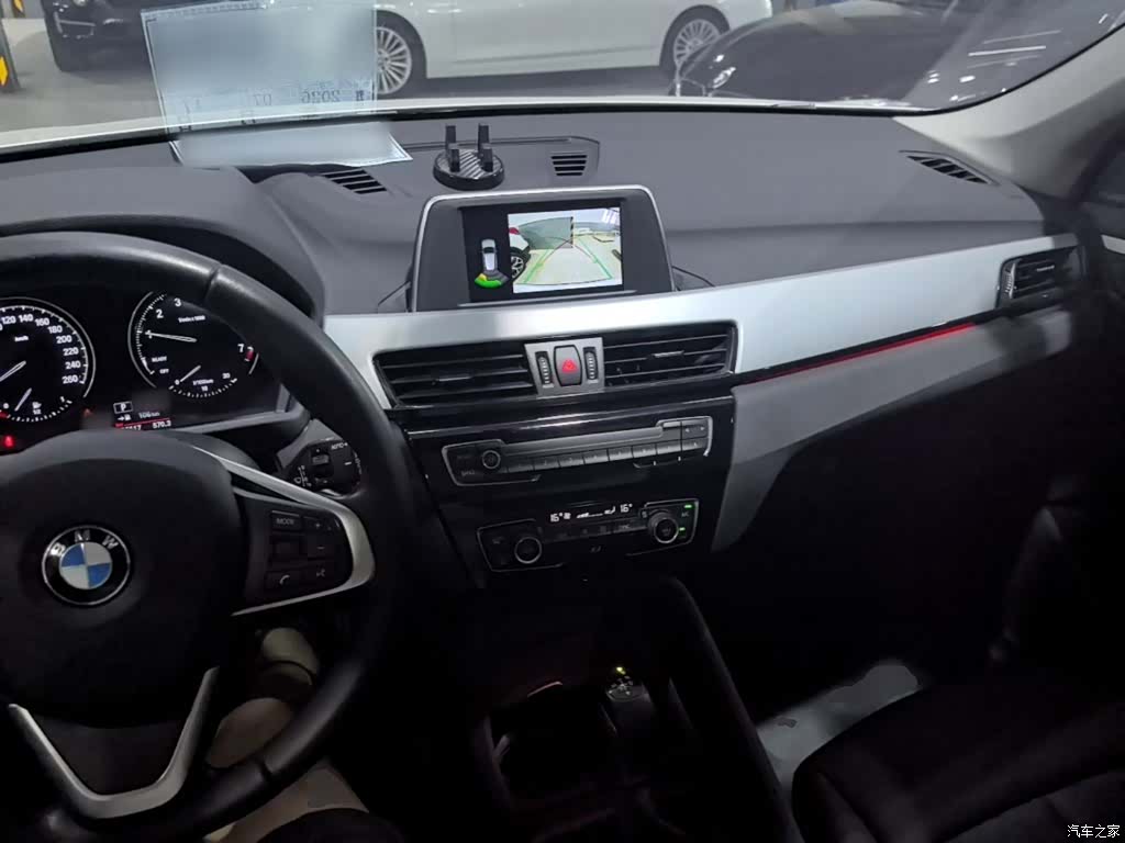 BMW X1, 2019 10