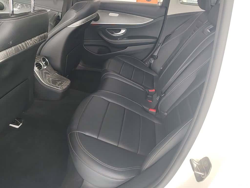 Mercedes-Benz E-Class, 2021 17