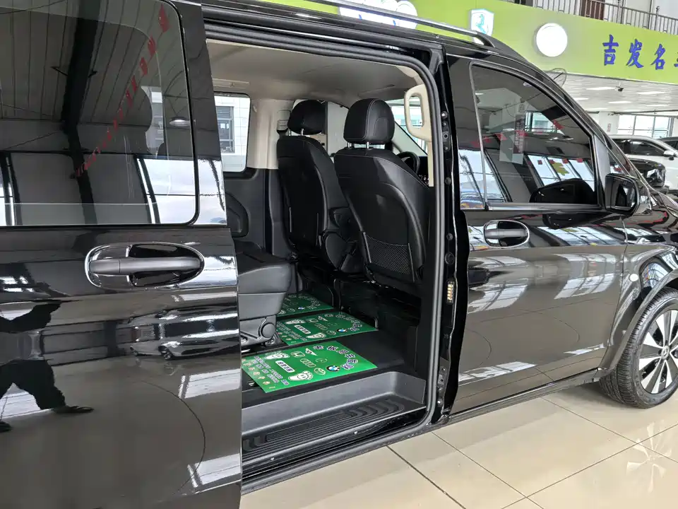 Mercedes-Benz Vito Mercedes-Benz Vito