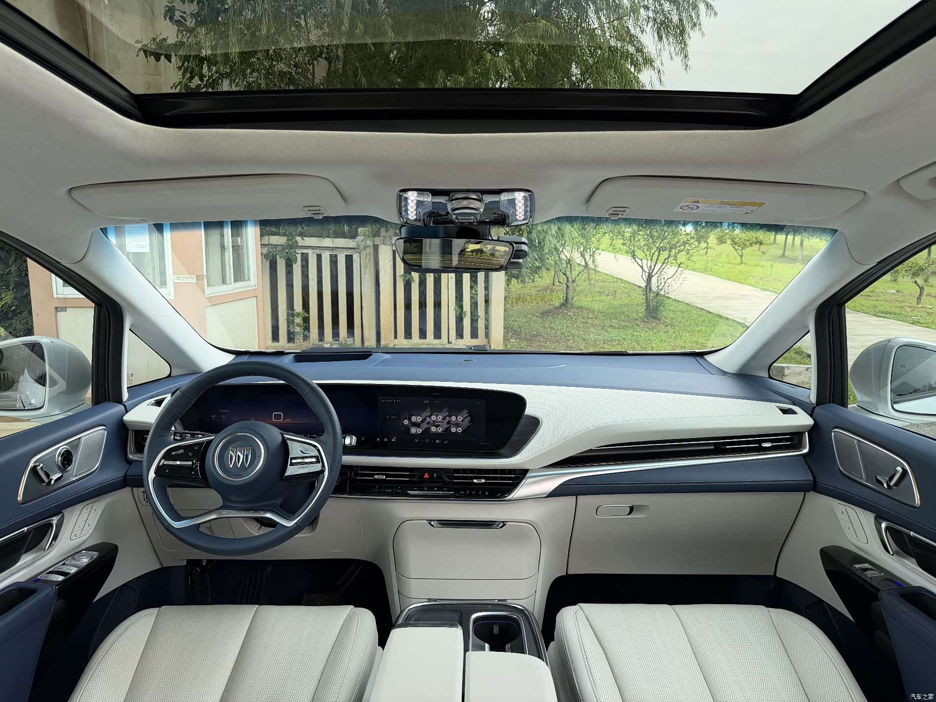 Buick Century, 2023 3