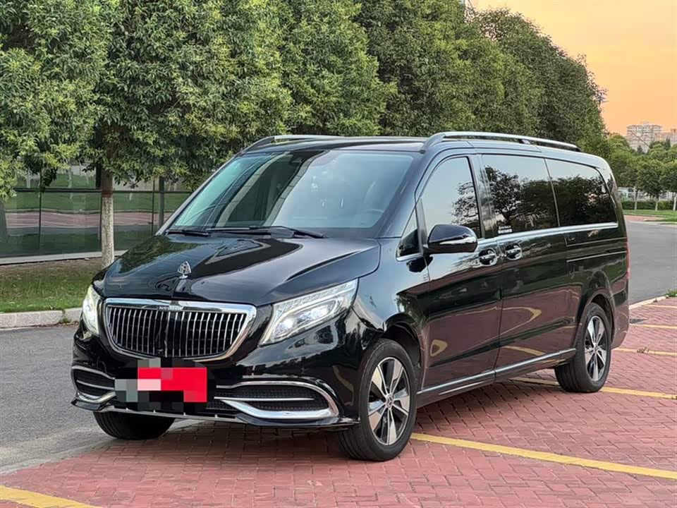 Mercedes-Benz V-class