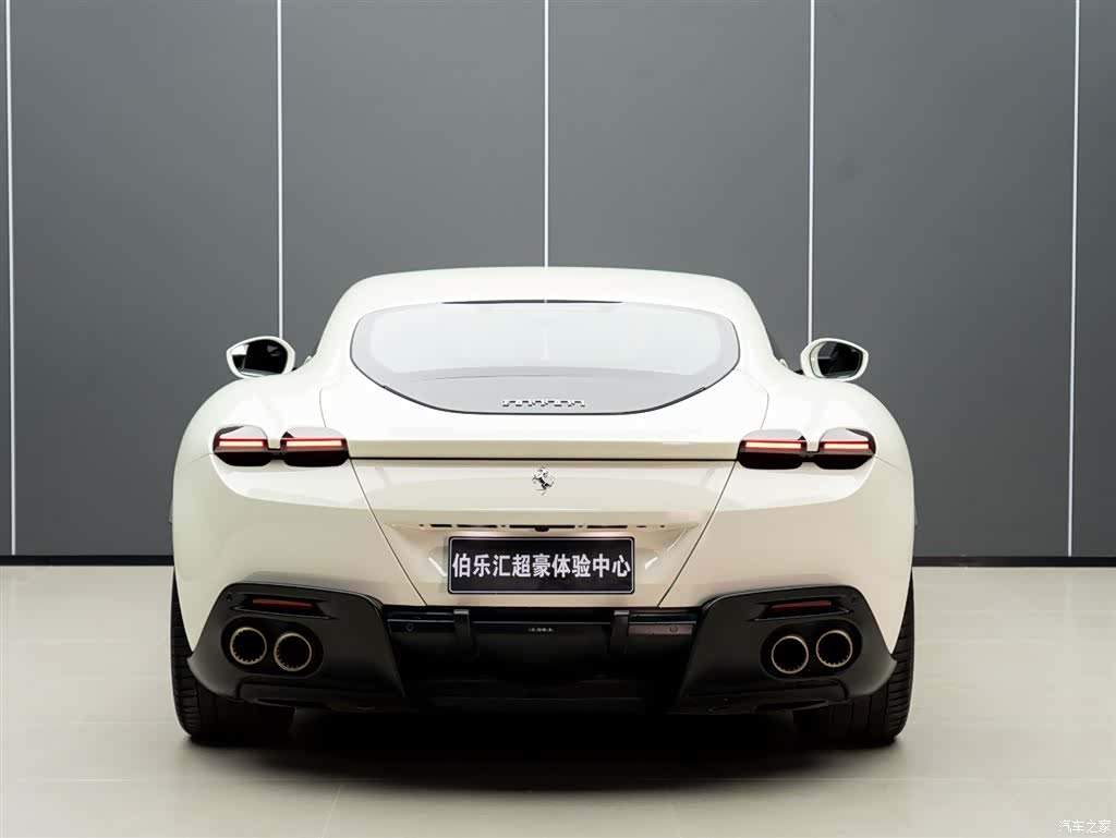 Ferrari Roma, 2021 8
