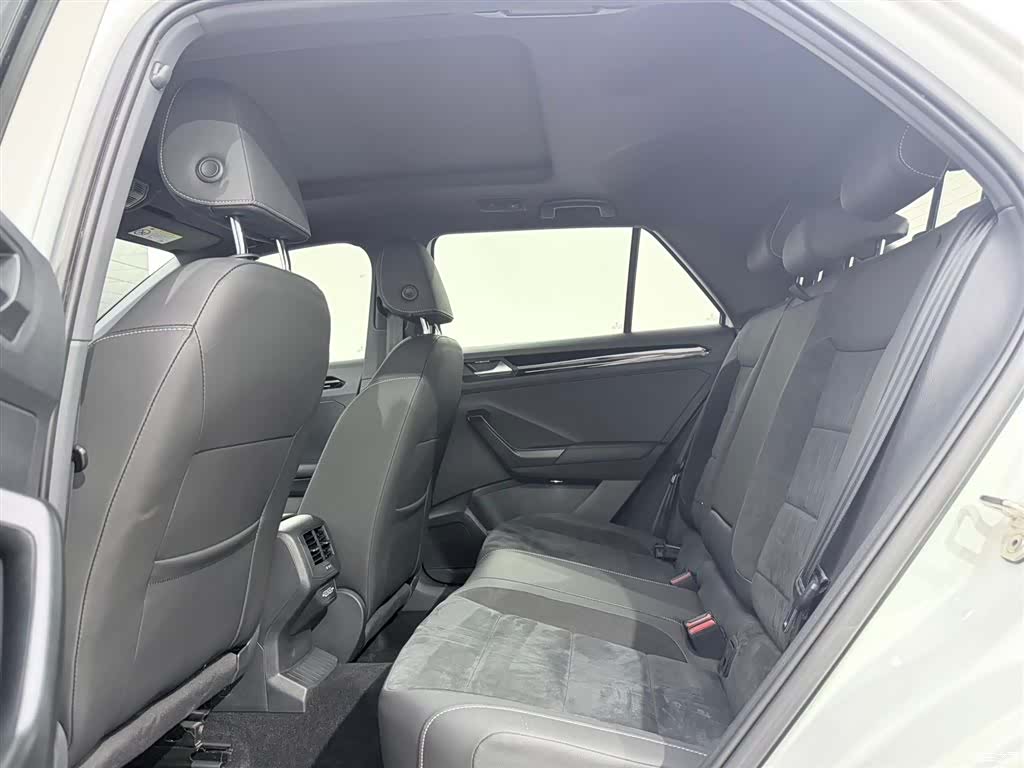 Volkswagen T-ROC, 2021 9