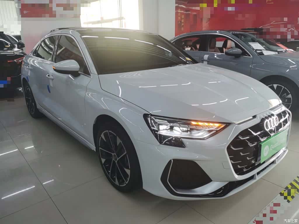 Audi Flying Spur, 2025 21