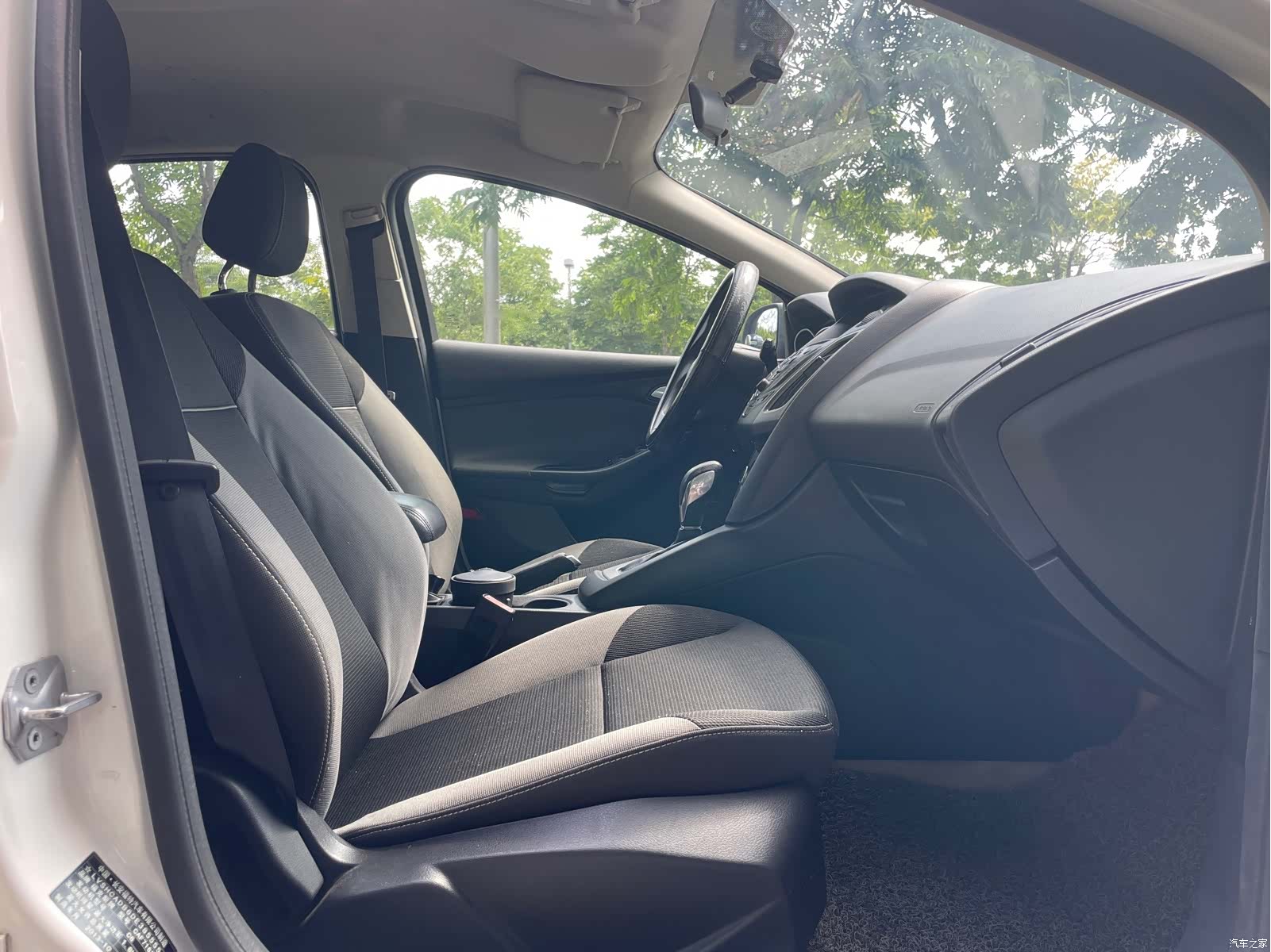 Ford Focus, 2013 13