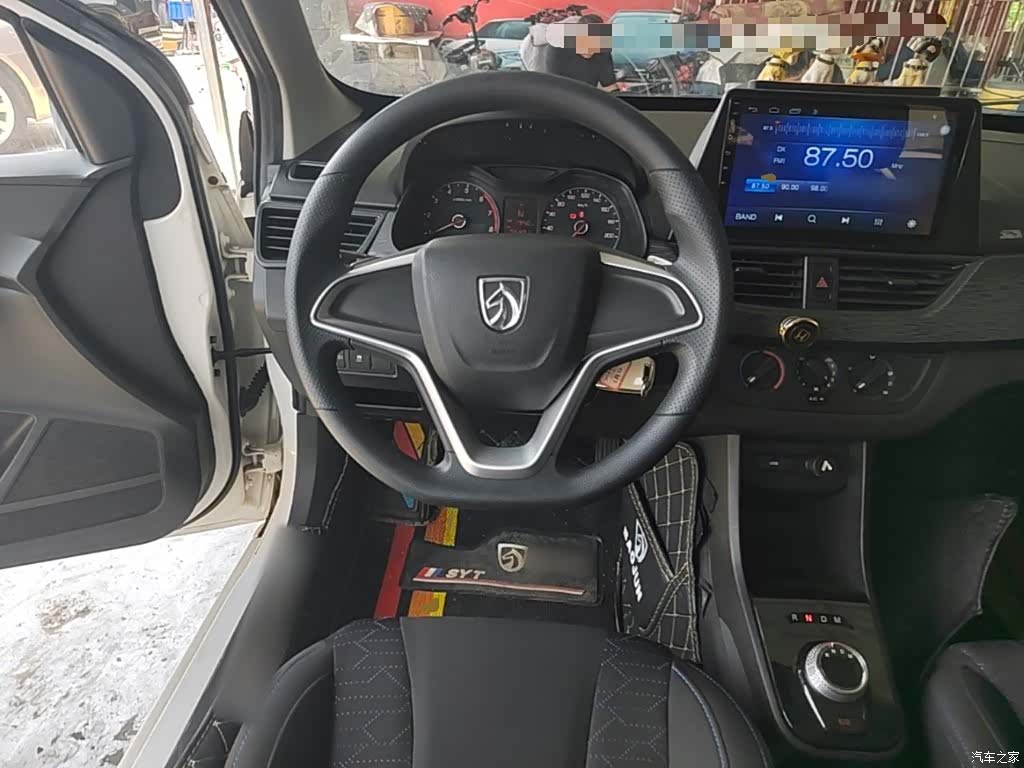 Wuling 310, 2018 11
