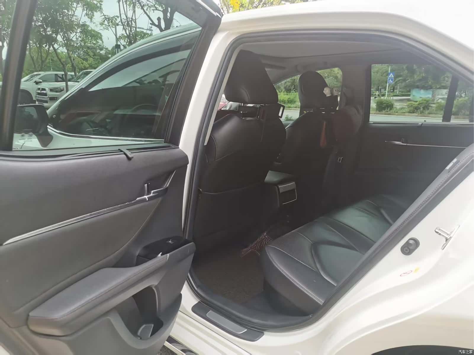 Toyota Camry, 2018 6