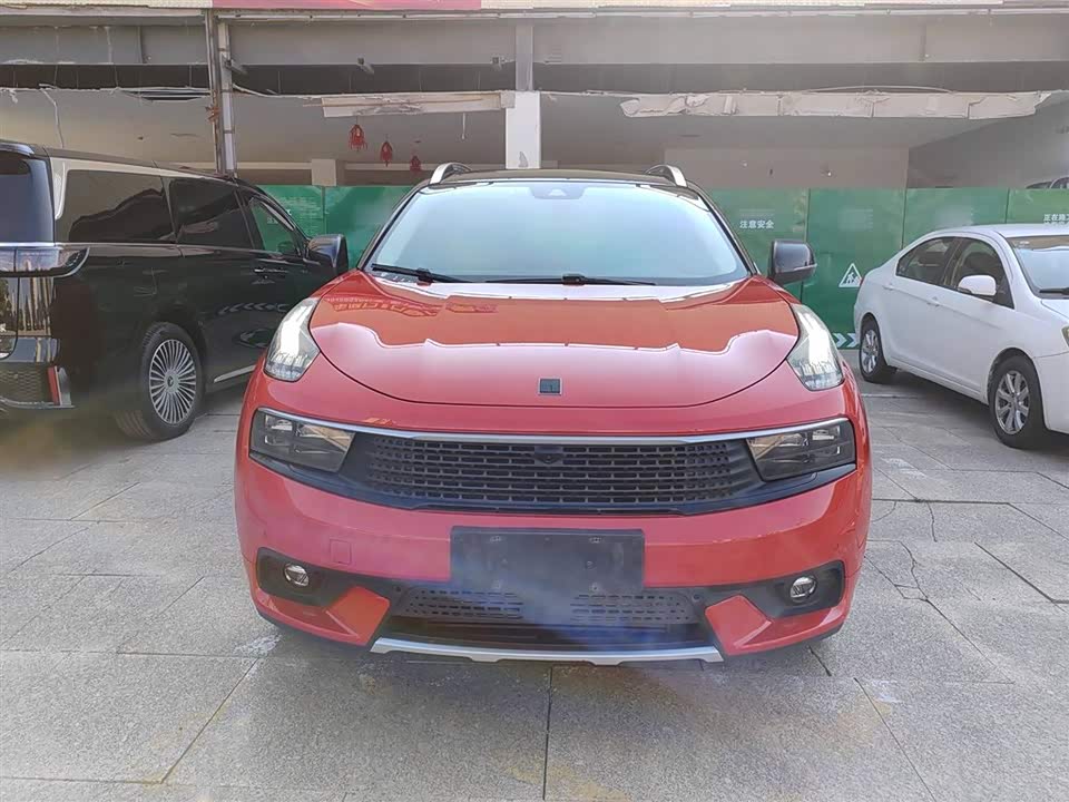 Lynk & Co 01