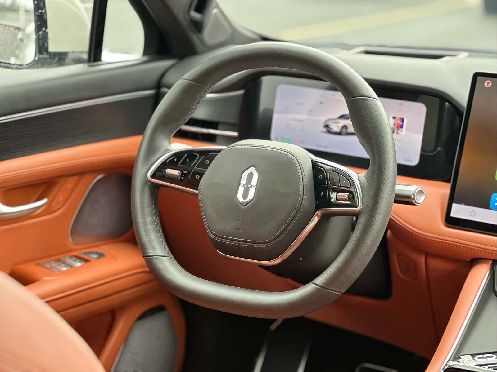 AITO M5, 2025 12