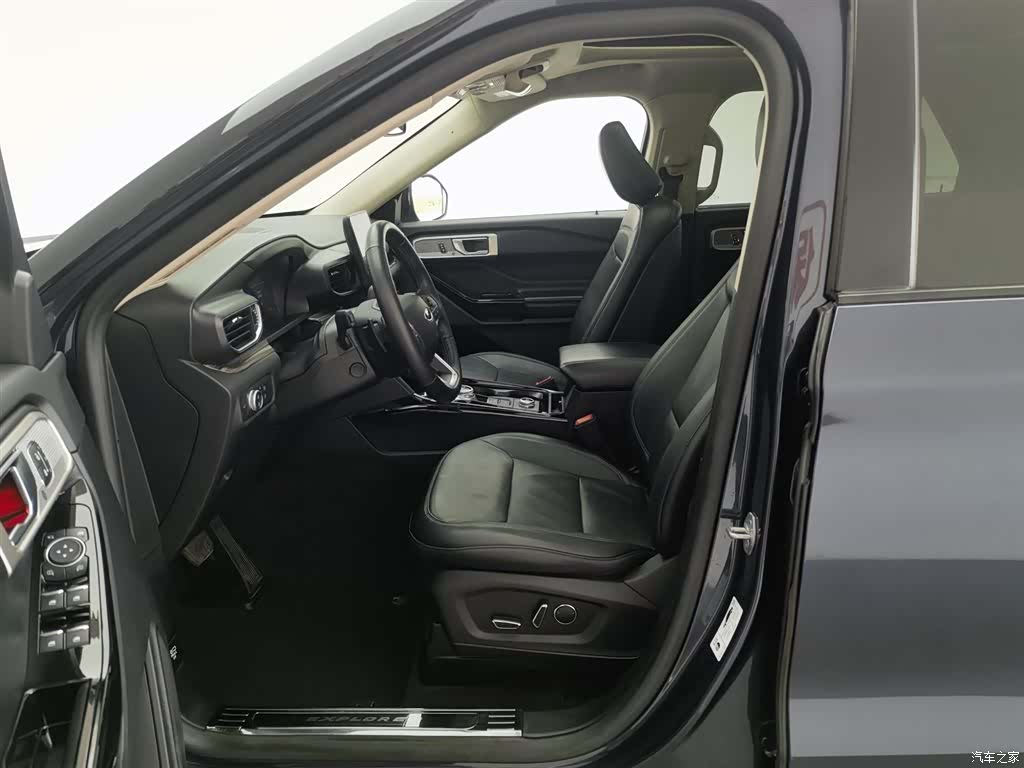 Ford Explorer, 2020 10