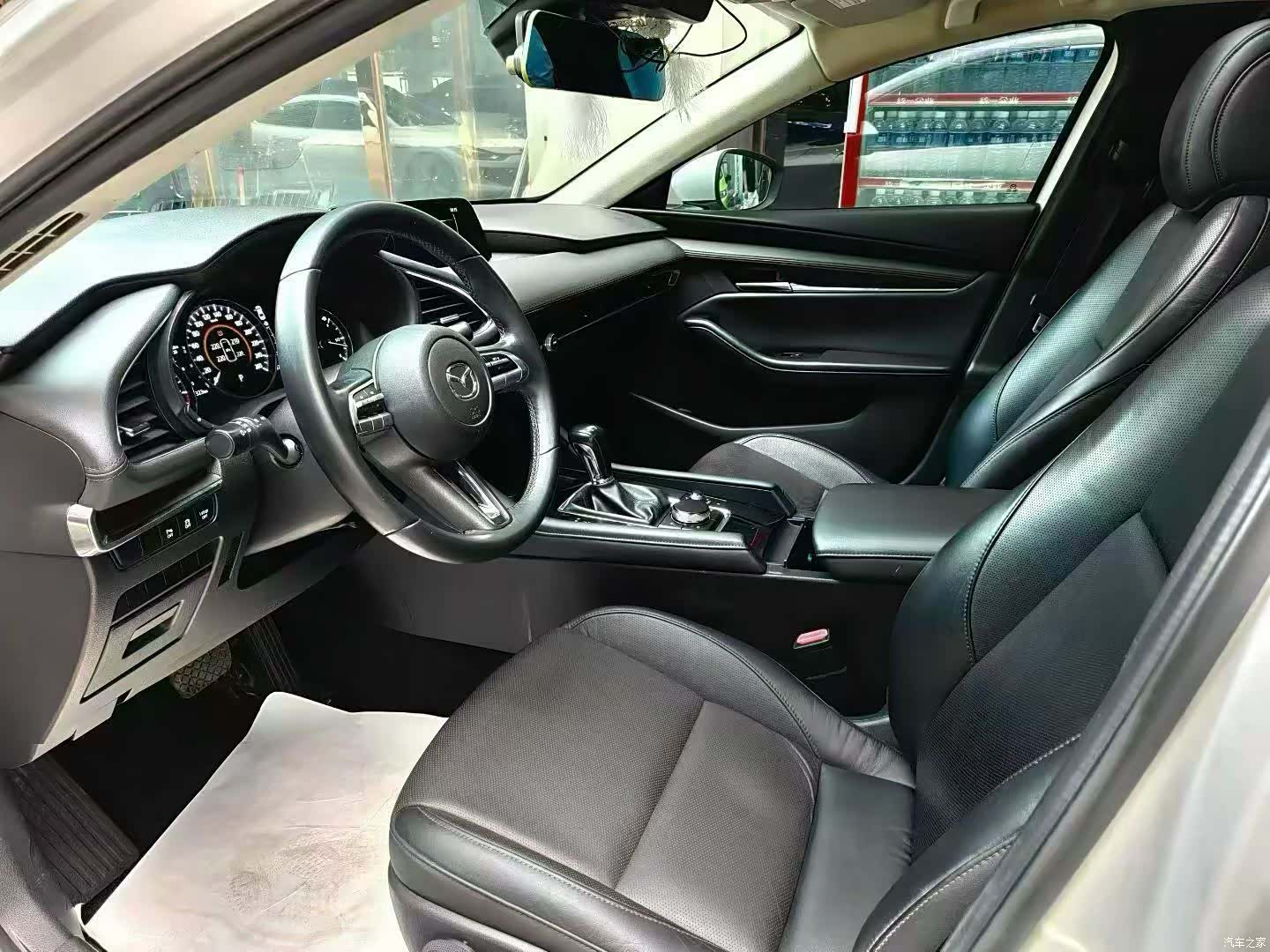 Mazda Mazda3, 2020 4