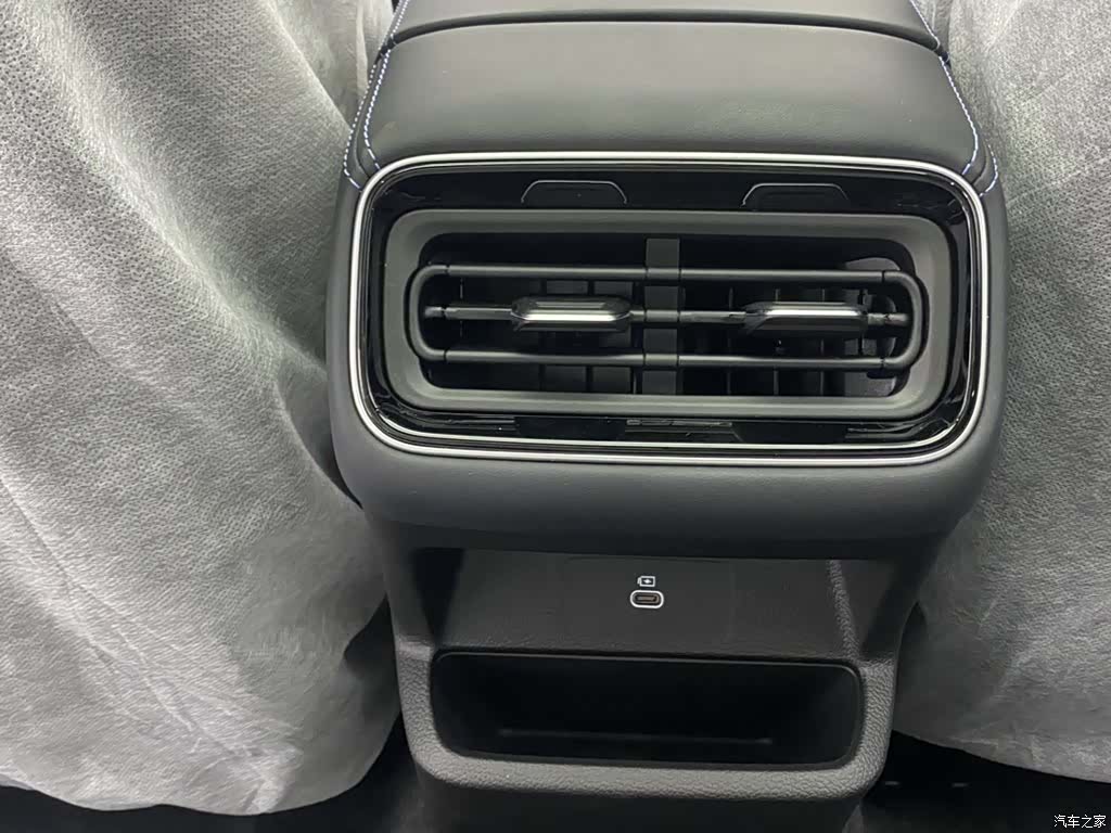 Geely Preface, 2026 21