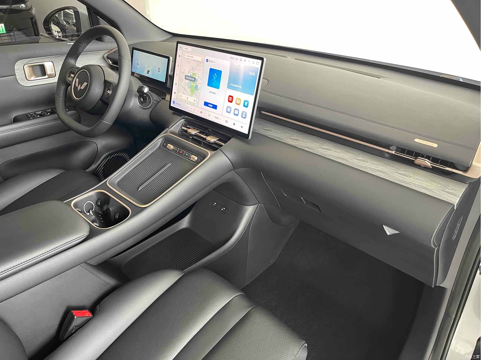 Wuling Starlight, 2024 15