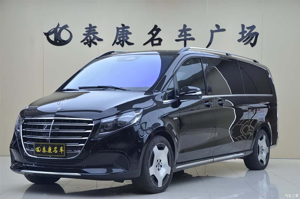 Mercedes-Benz V-Class, 2026 1