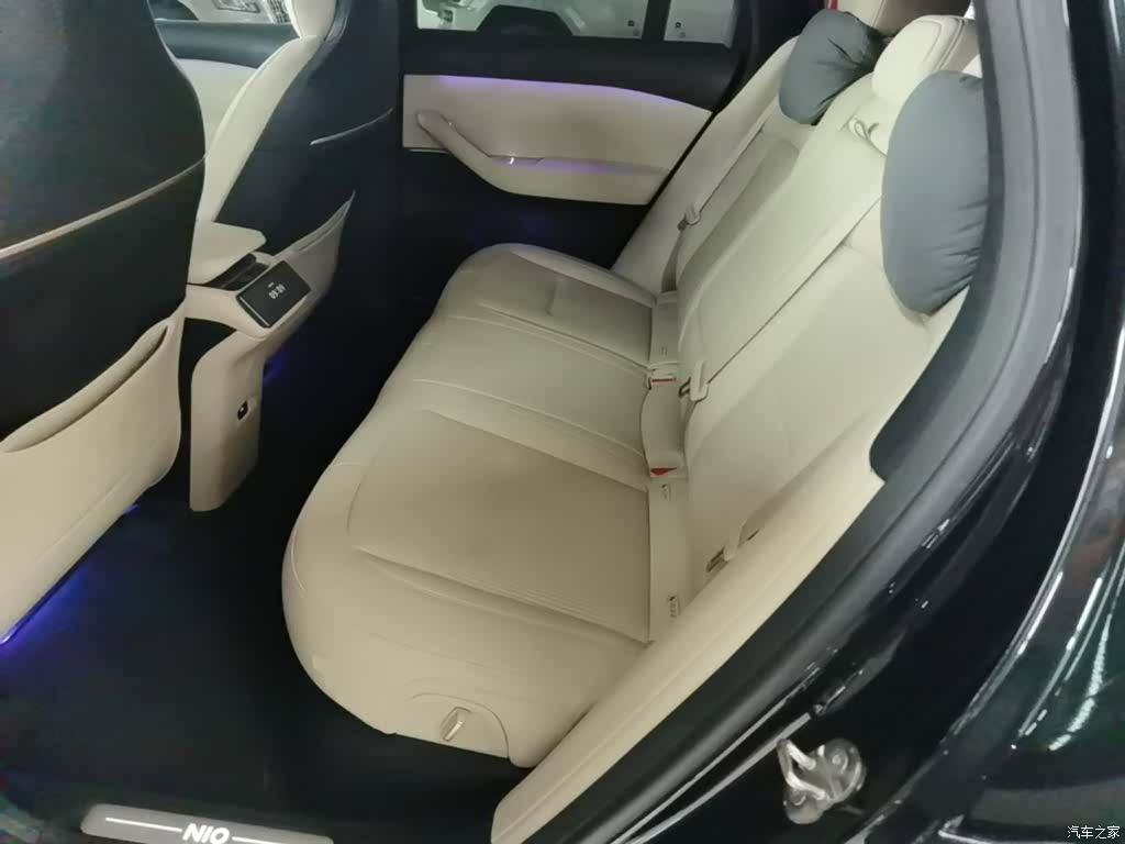 NIO ES6, 2024 17