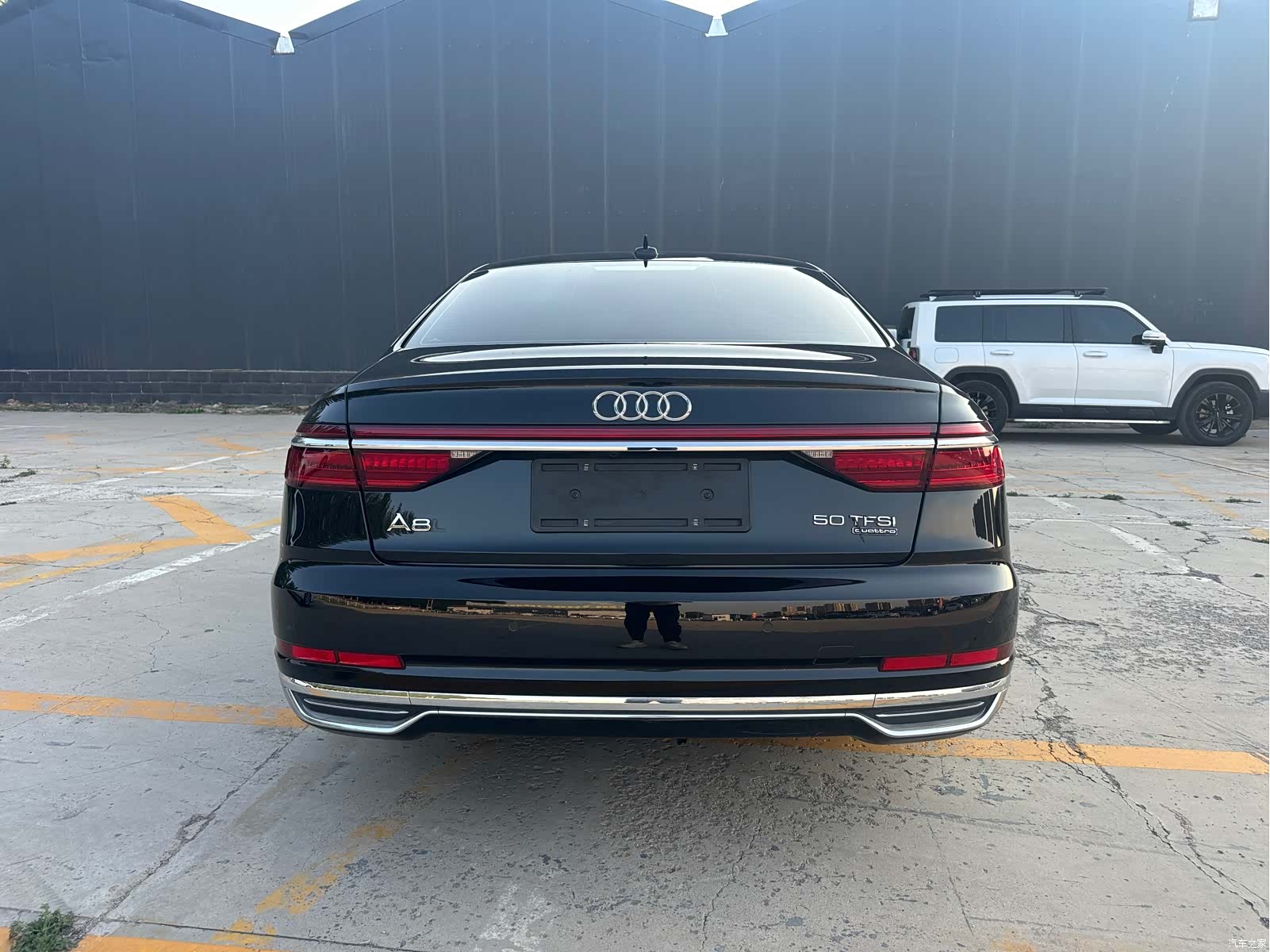 Audi A8L, 2019 11
