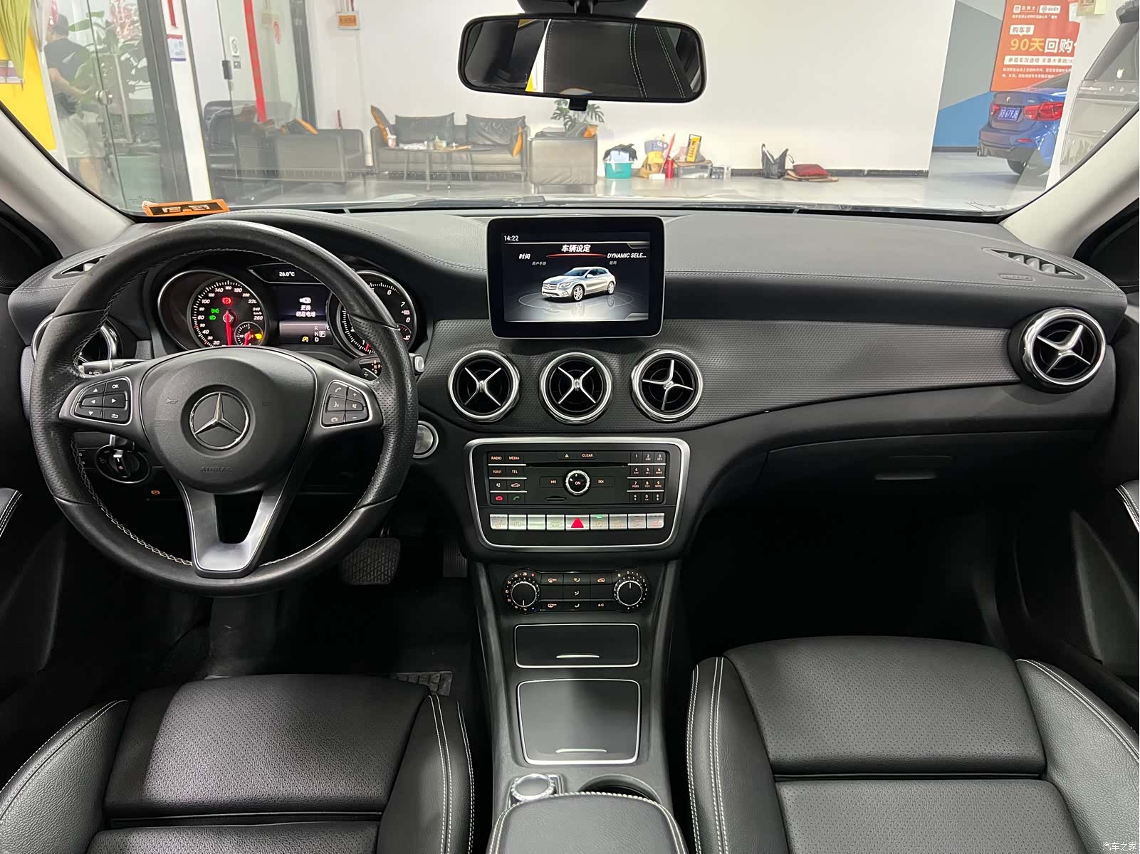 Mercedes-Benz GLA, 2018 9