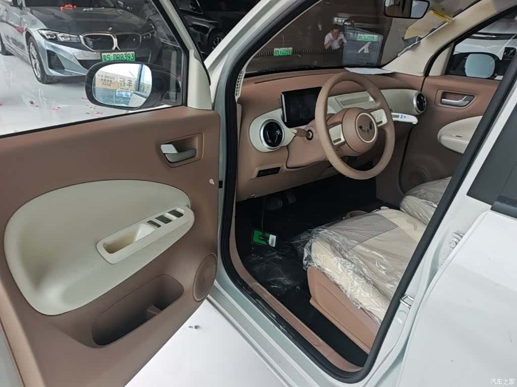 Wuling MINIEV, 2026 16