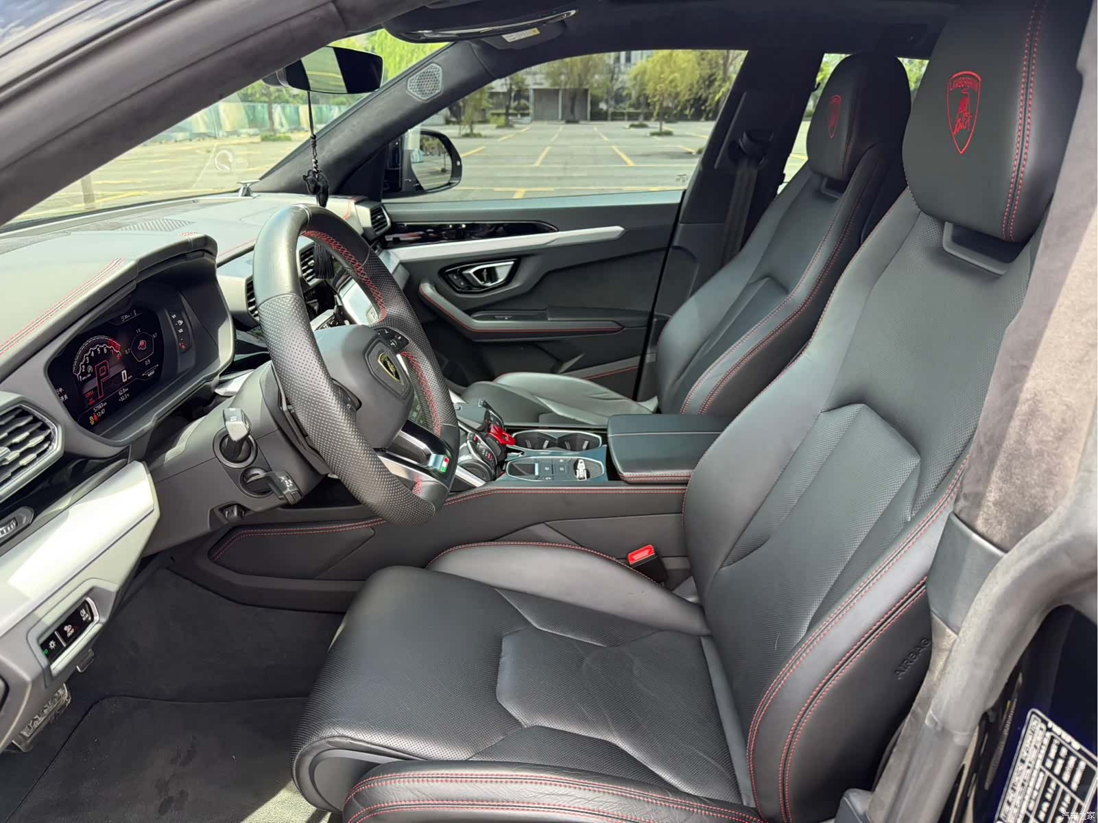 Lamborghini Urus, 2021 9