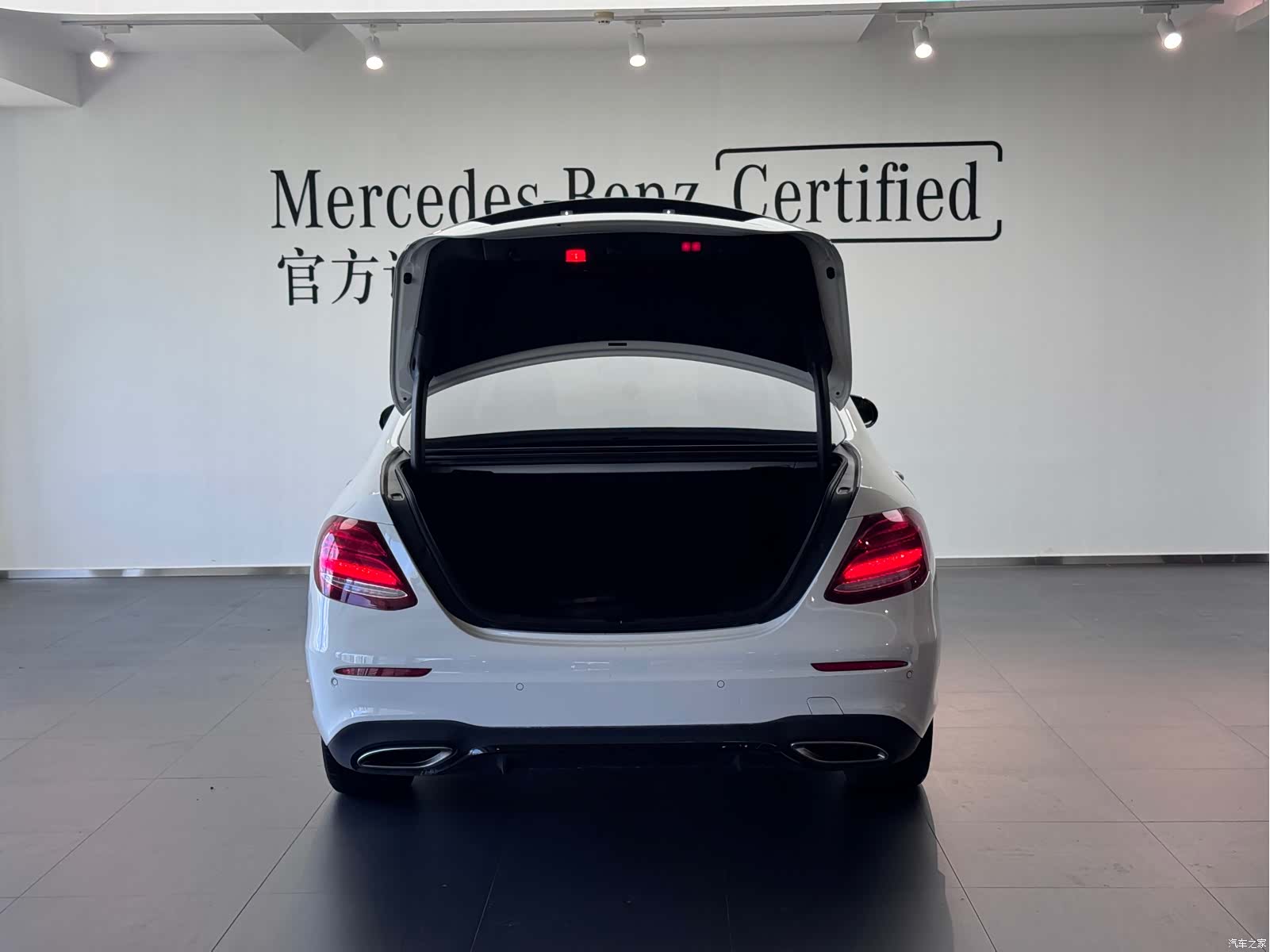 Mercedes-Benz E-Class, 2019 7