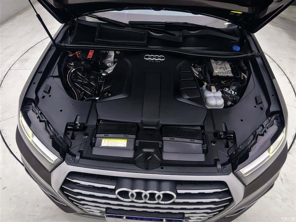 Audi Q7, 2018 9