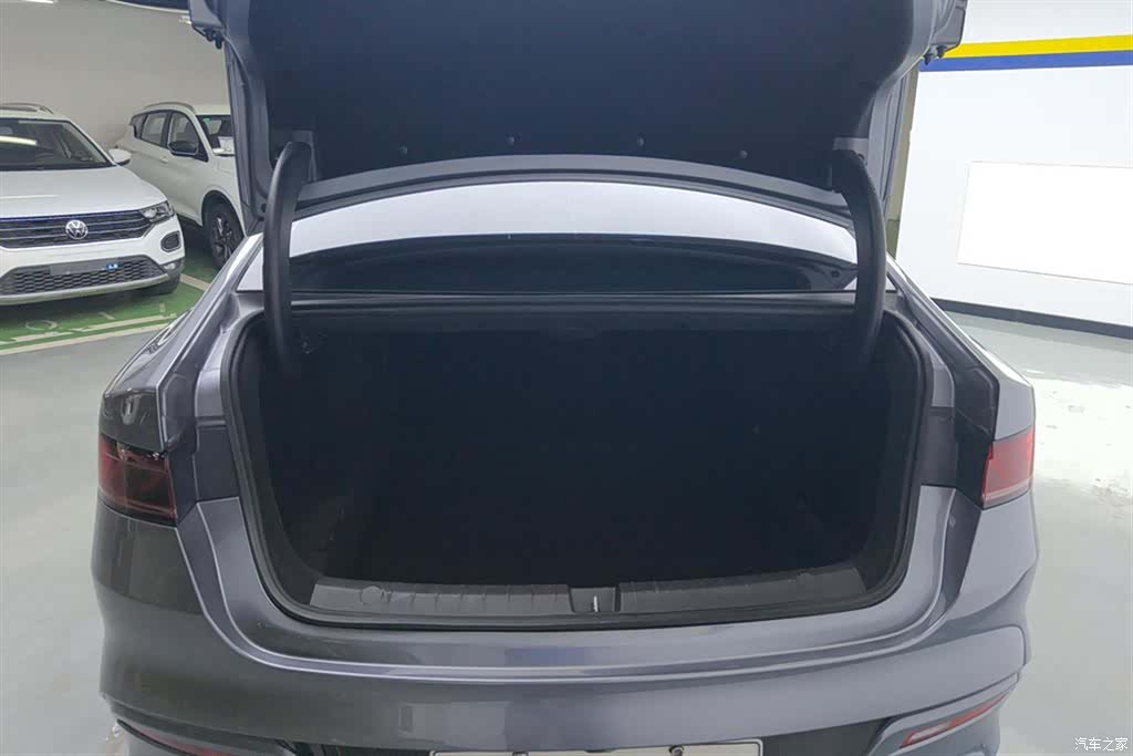 BYD Qin, 2023 4