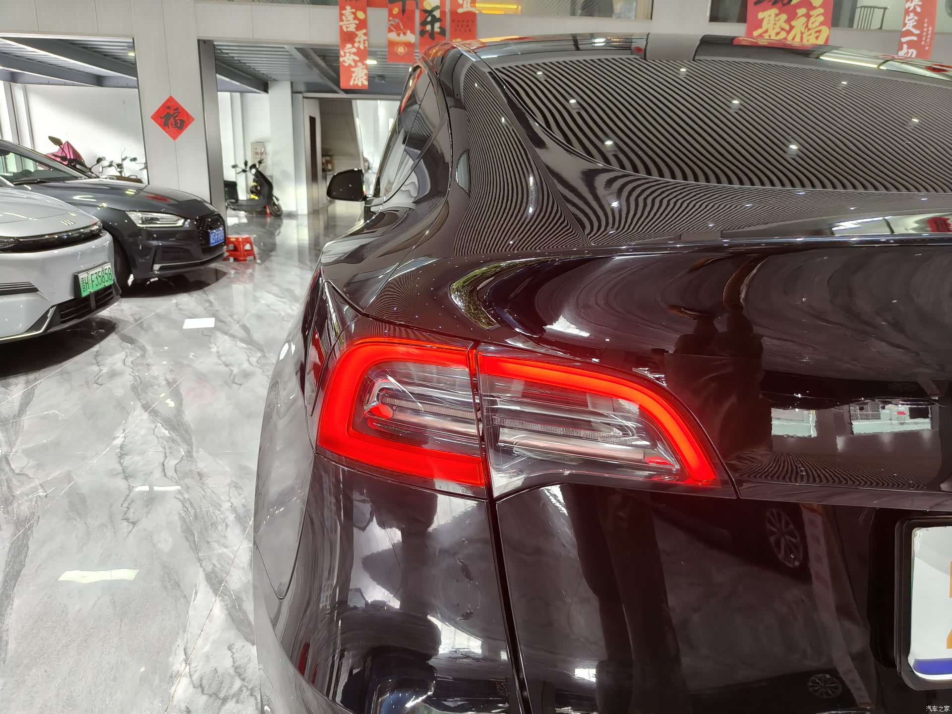 Tesla Model Y, 2022 12