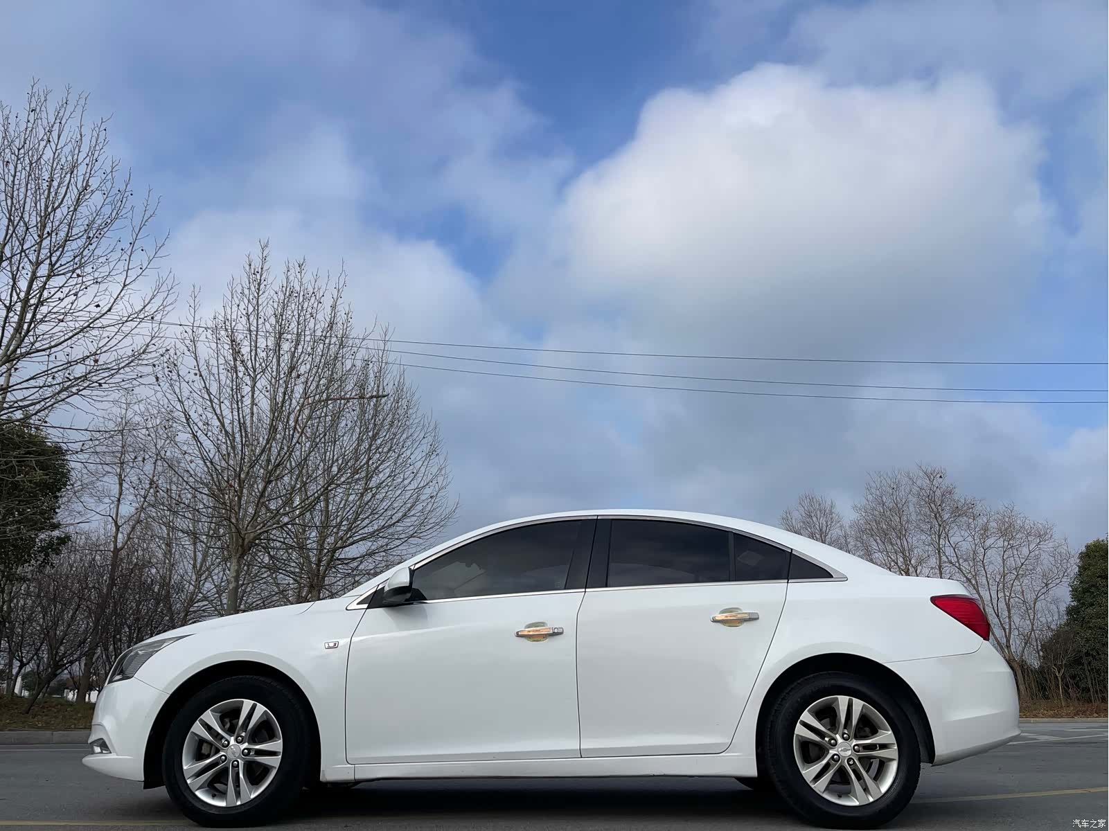 Chevrolet SE, 2015 4