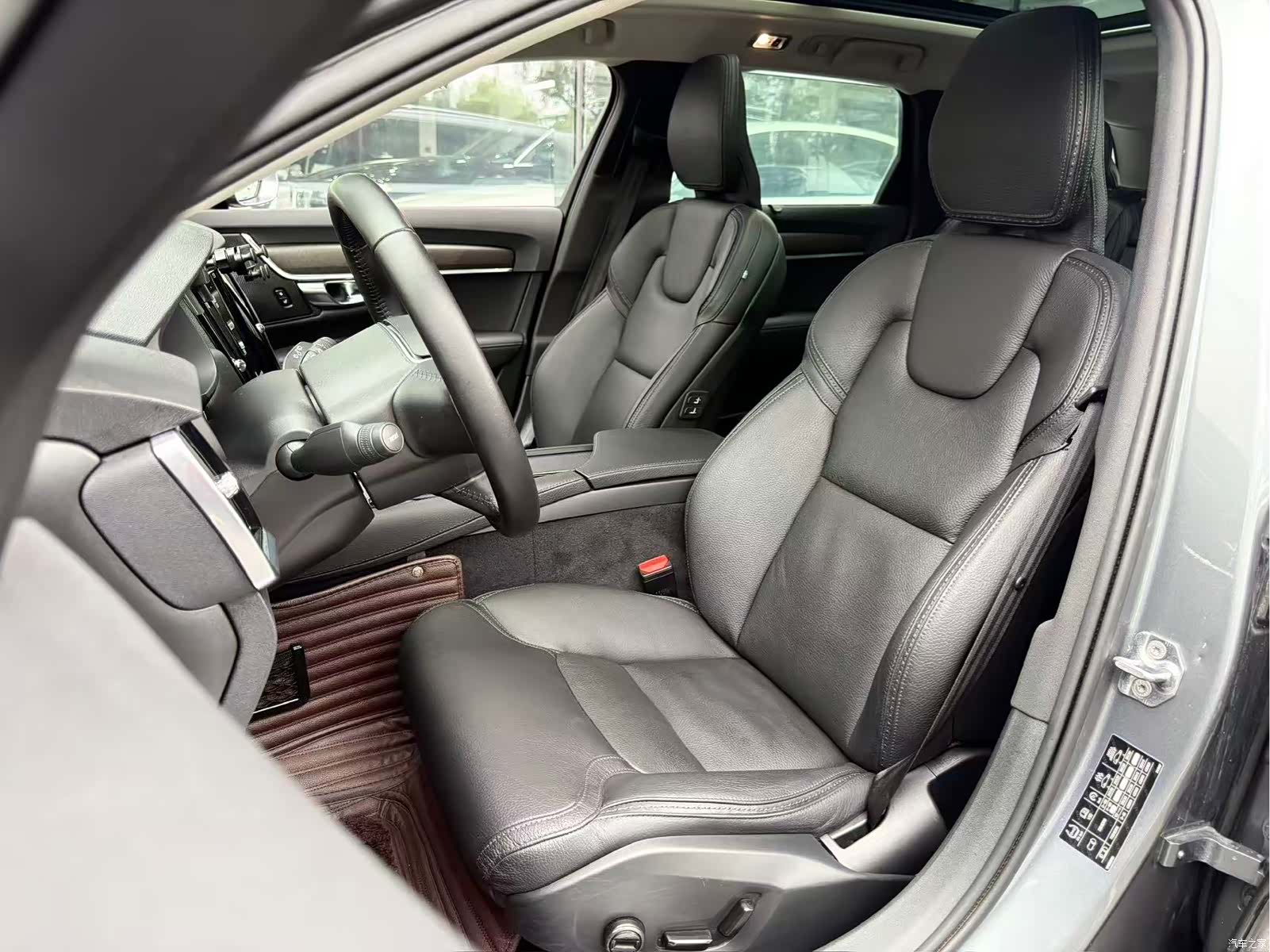 Volvo V90, 2020 все фото