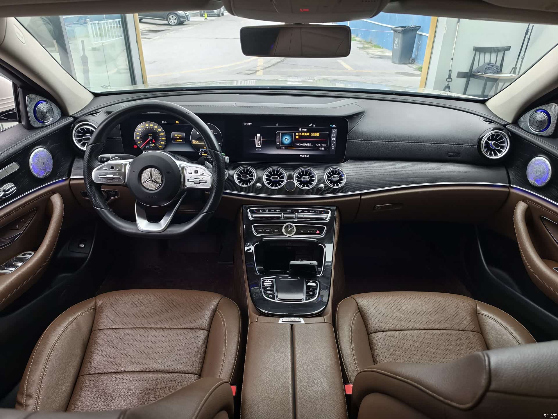 Mercedes-Benz E-Class, 2019 9
