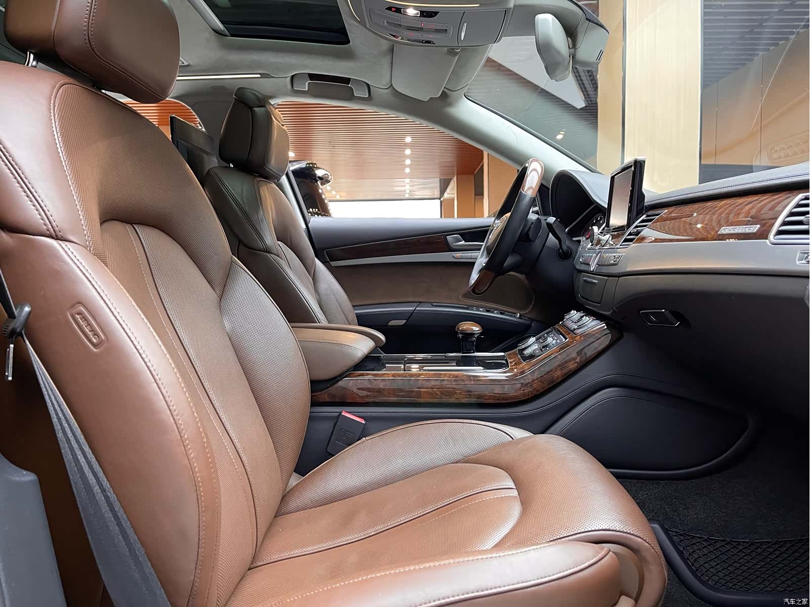 Audi A8L, 2012 6