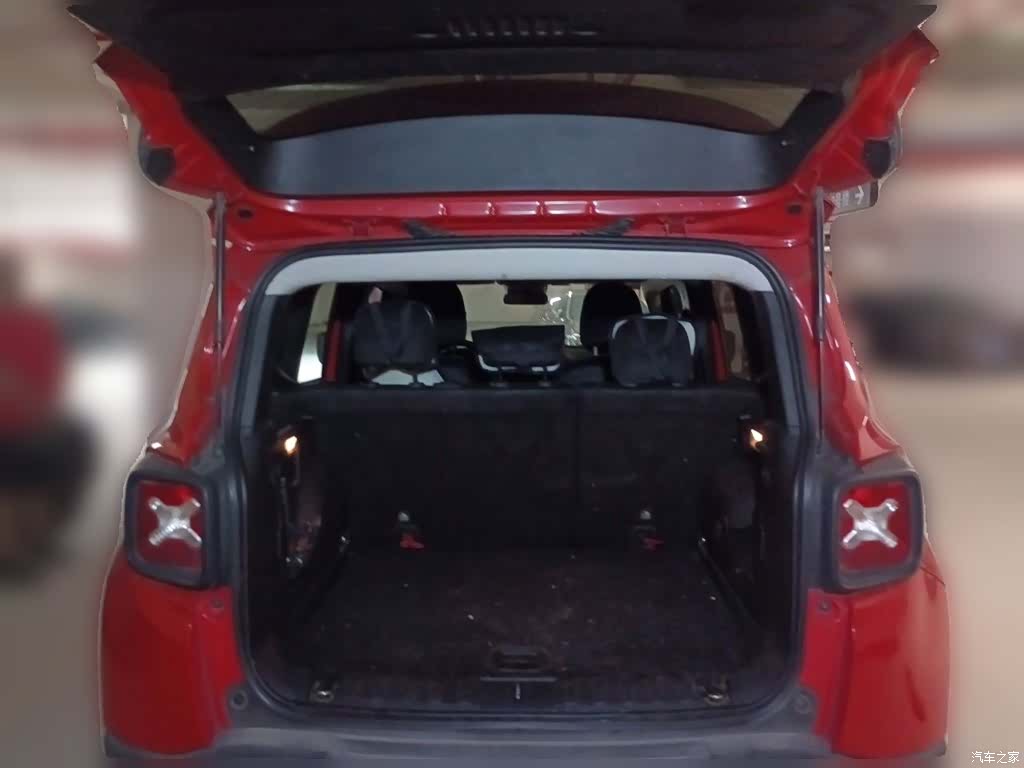 Jeep Renegade, 2016 10