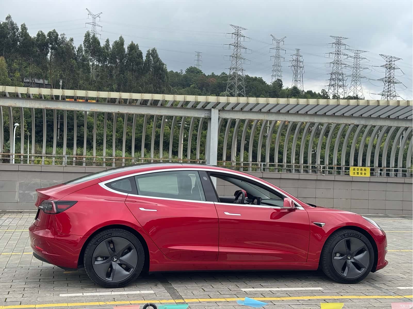 Tesla Model 3, 2020 все фото