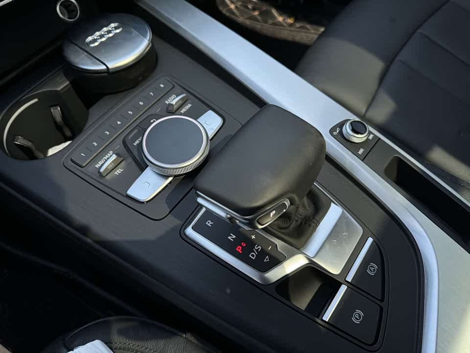 Audi A4L Audi A4L