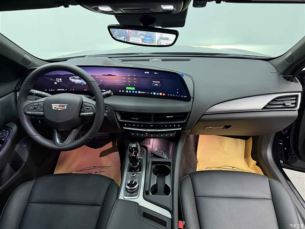 Cadillac CT5, 2025 17