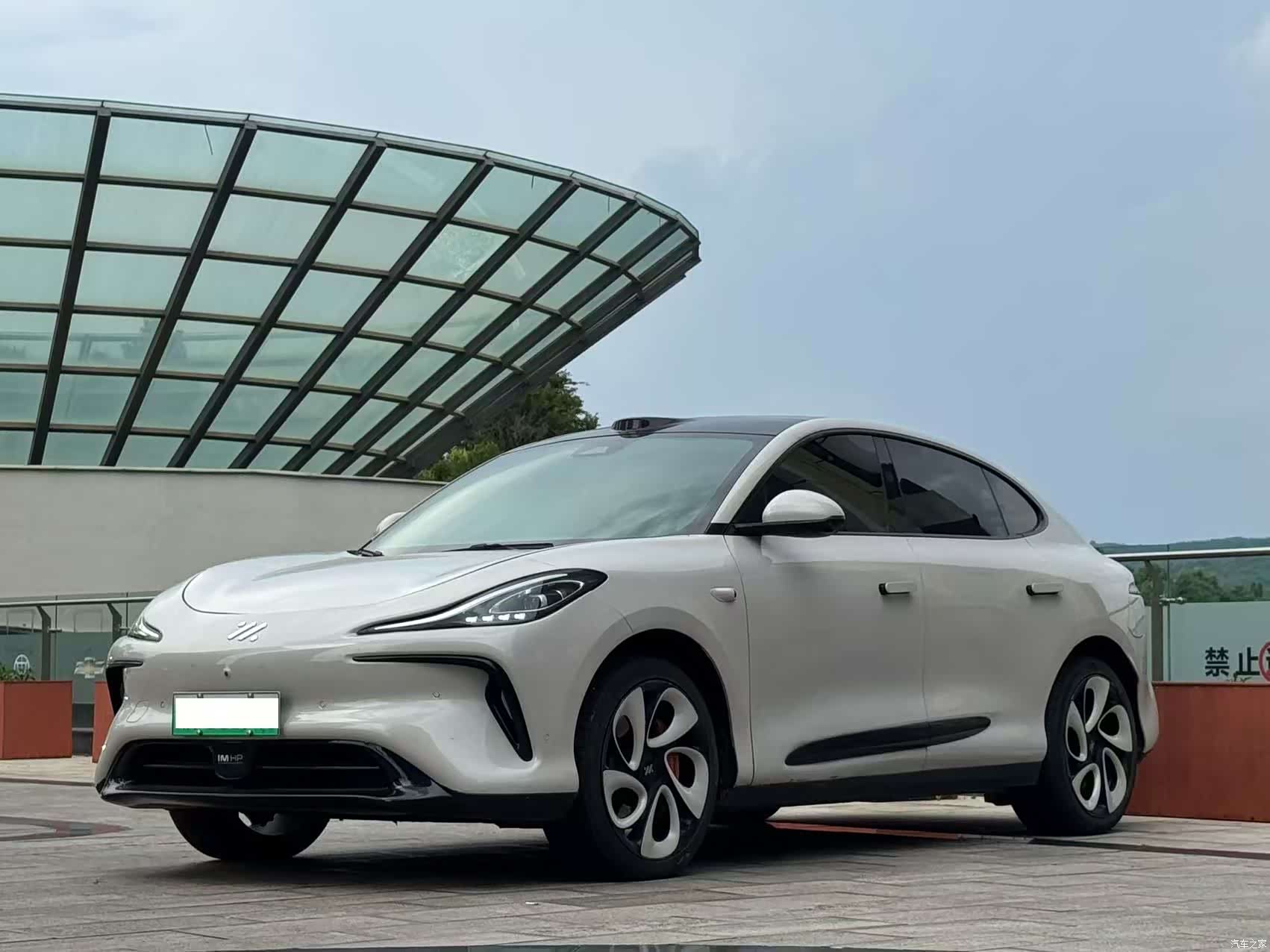 IM Motors LS6
