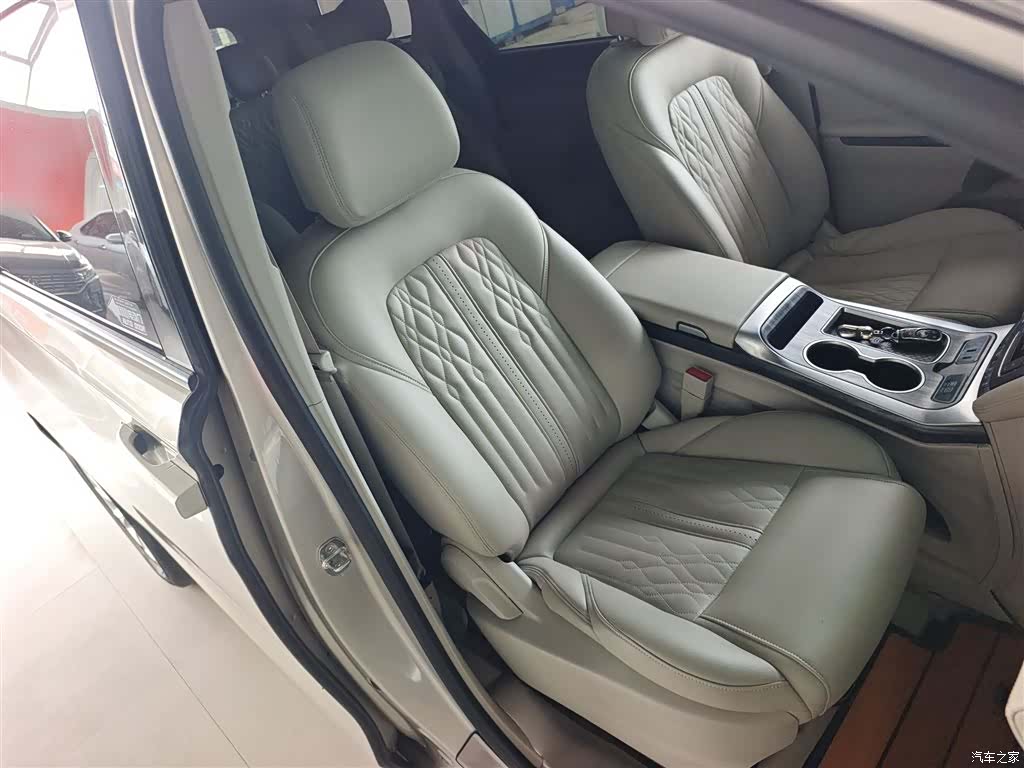 Buick GL8, 2019 25